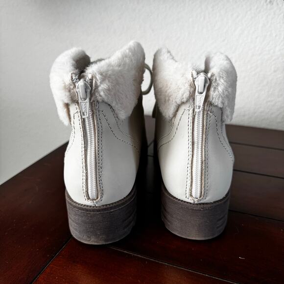Earth Origins Randi Rex Boots Sand White Zip Back Lace Up Faux Fur Women’s 8 - Picture 2 of 7